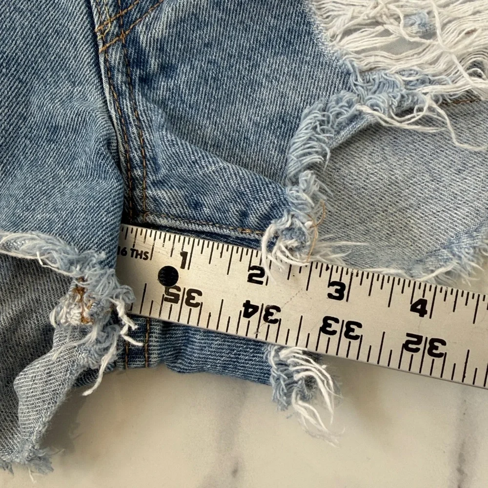 Levi’s 501 Original Denim Distressed Cutoff Shorts Size 25